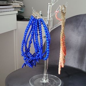 Necklace rack